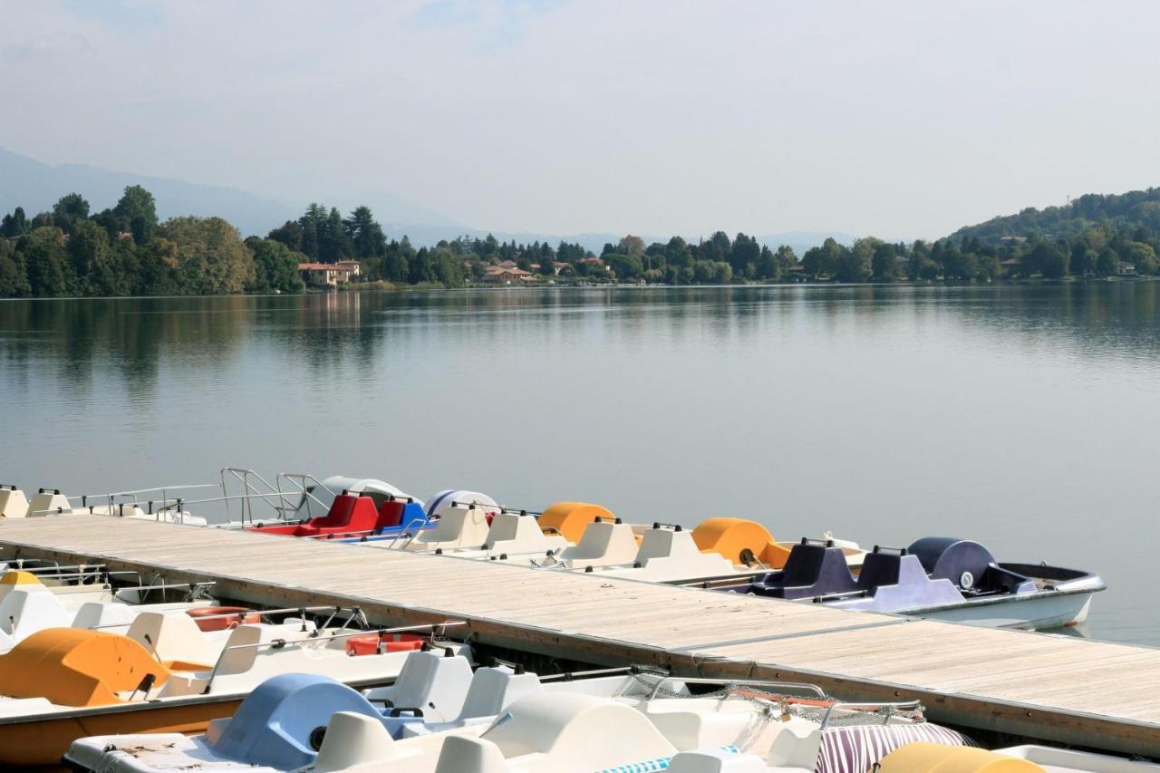 Villa Martine Au Bord Du Lac - Happy Rentals Cadrezzate Ngoại thất bức ảnh