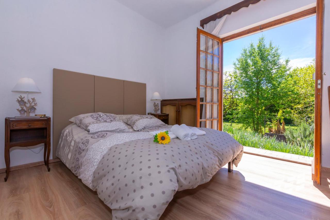 Villa Martine Au Bord Du Lac - Happy Rentals Cadrezzate Ngoại thất bức ảnh